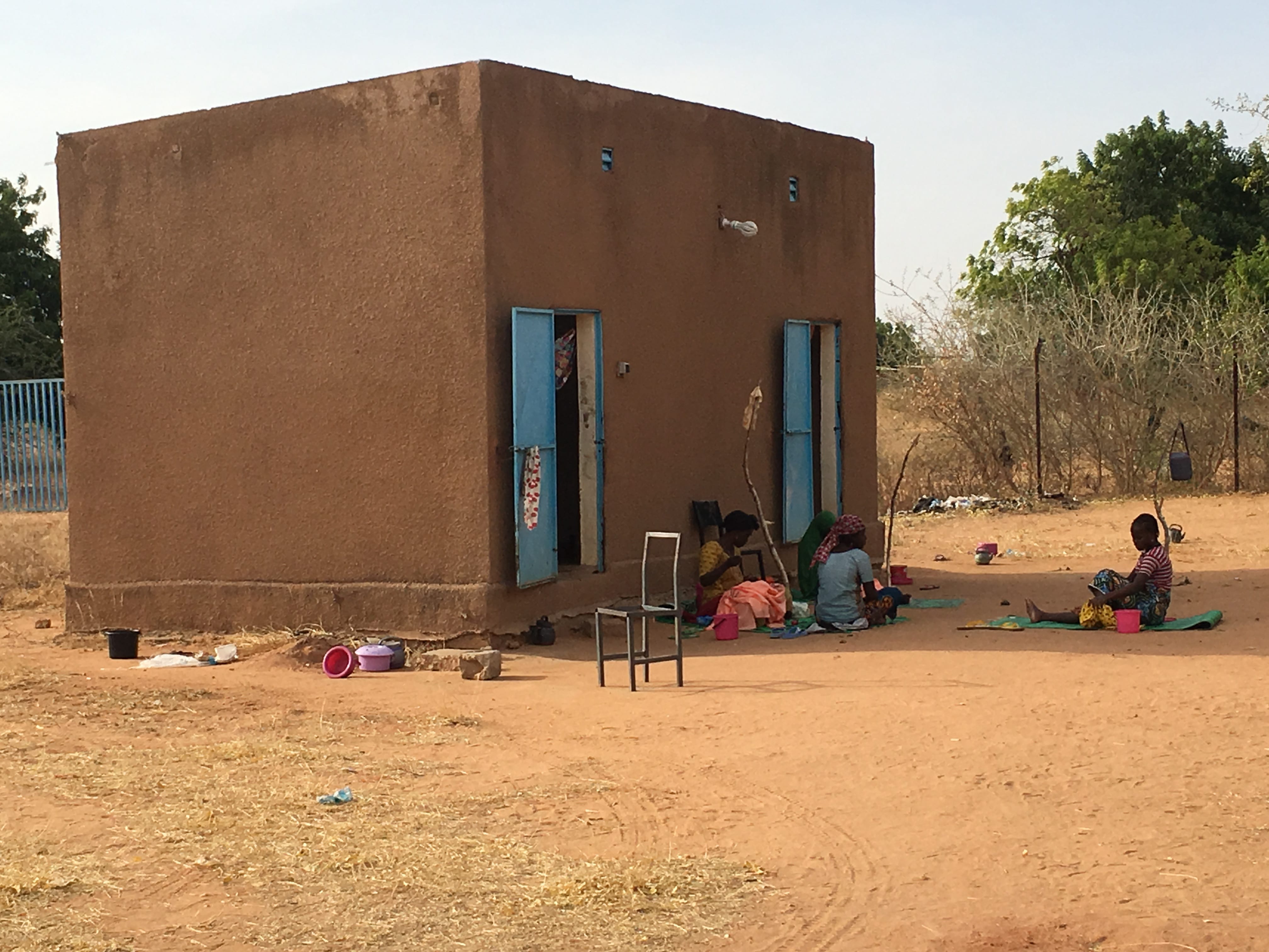  Basic living facilities for women awaiting surgery or involved in reintegration training after surgery