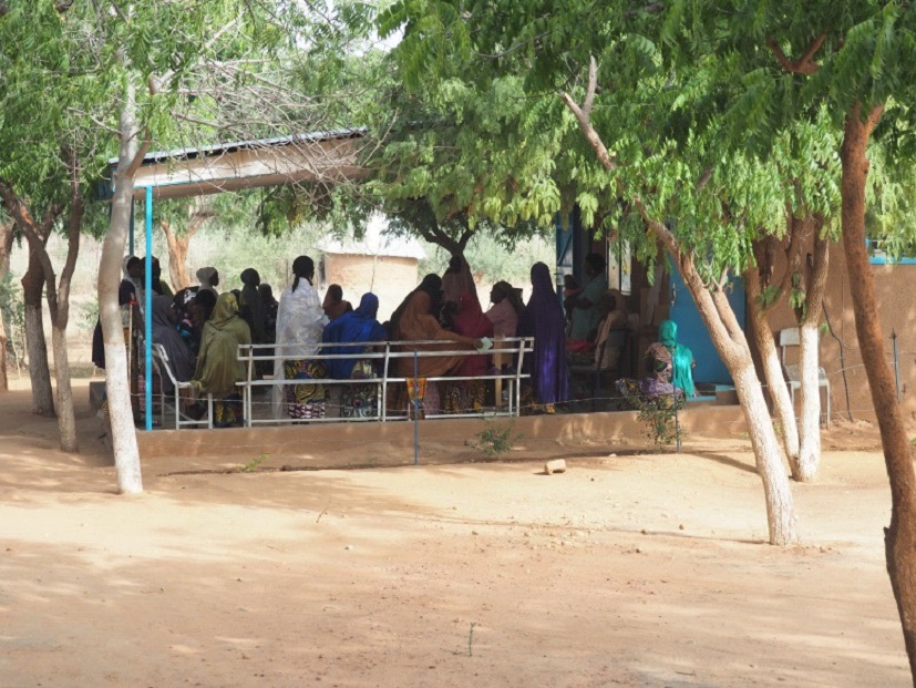 Pregnant women waiting care at adjacent CSL